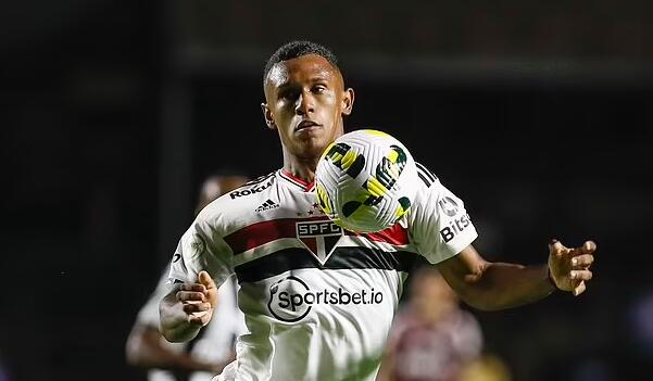  辛纳首夺大师赛冠军，意大利新星崭露头角