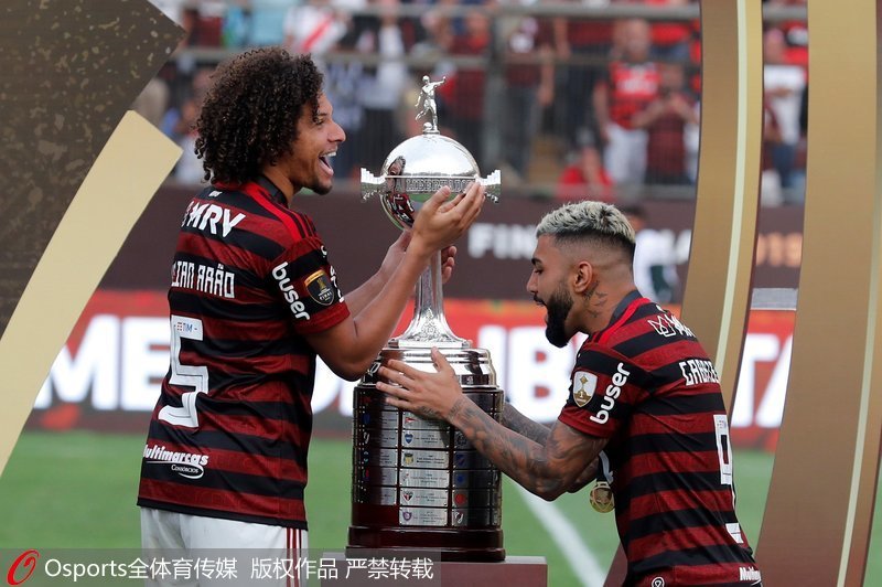  南美解放者杯，弗拉门戈客场连胜晋级